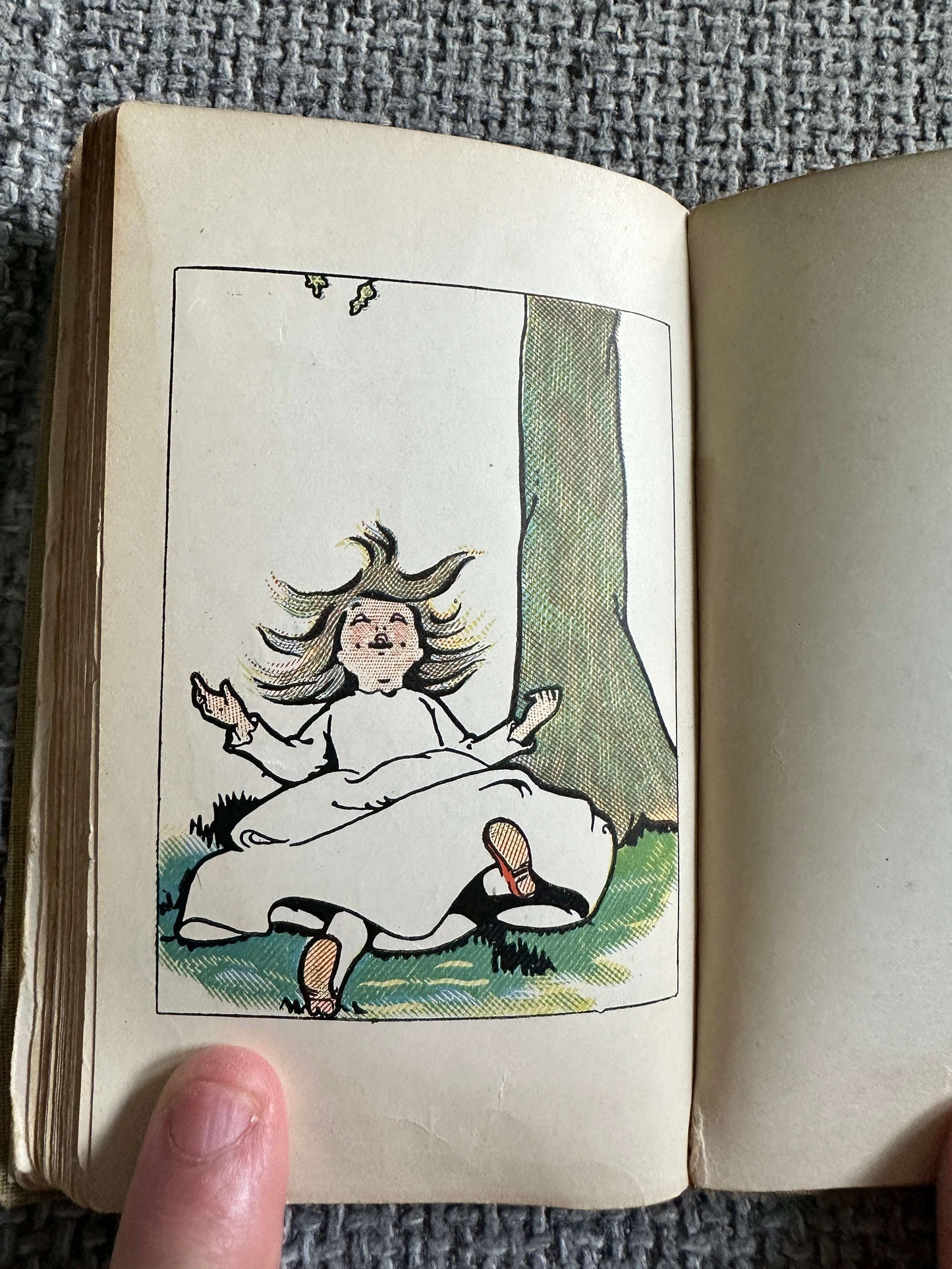 1902*1st* Little White Barbara - Eleanor S. March (Grant Richards) The Dumpy Books For Children no18