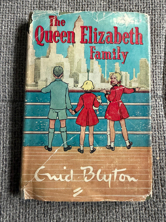 1952 The Queen Elizabeth Family Book by Enid Blyton with Illustrations by Ruth Gervis - Lutterworth Press - Honeyburn Books (UK)
