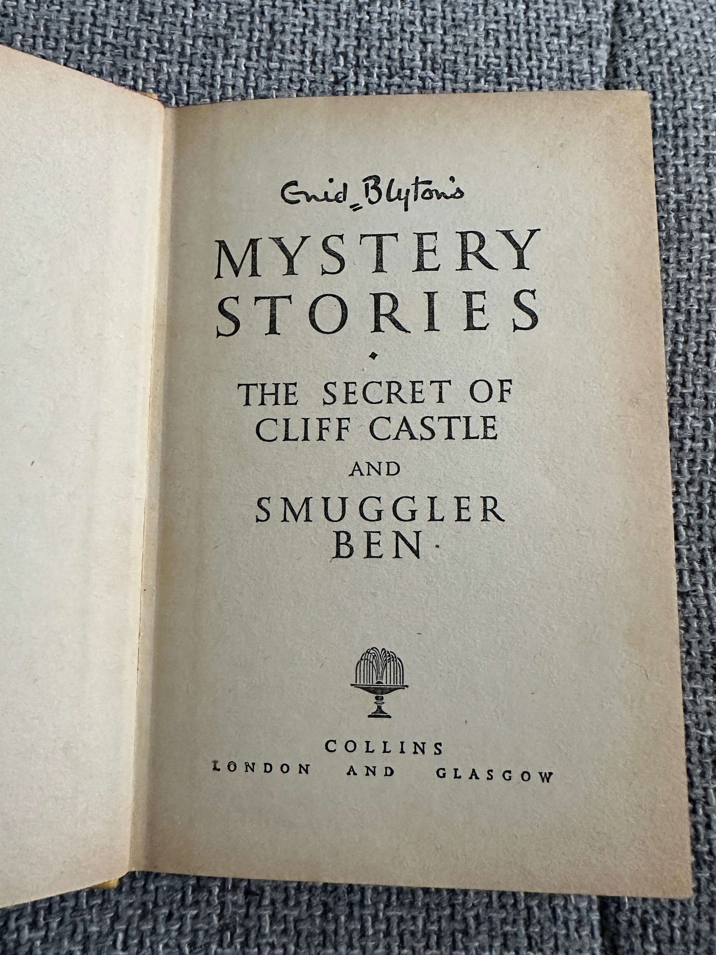 1959 Mystery Stories (The Secret of Cliff Castle / Smuggler Ben) Enid Blyton (Hilda McGavin cover, George Brook, G. W. Backhouse Illust) Collins