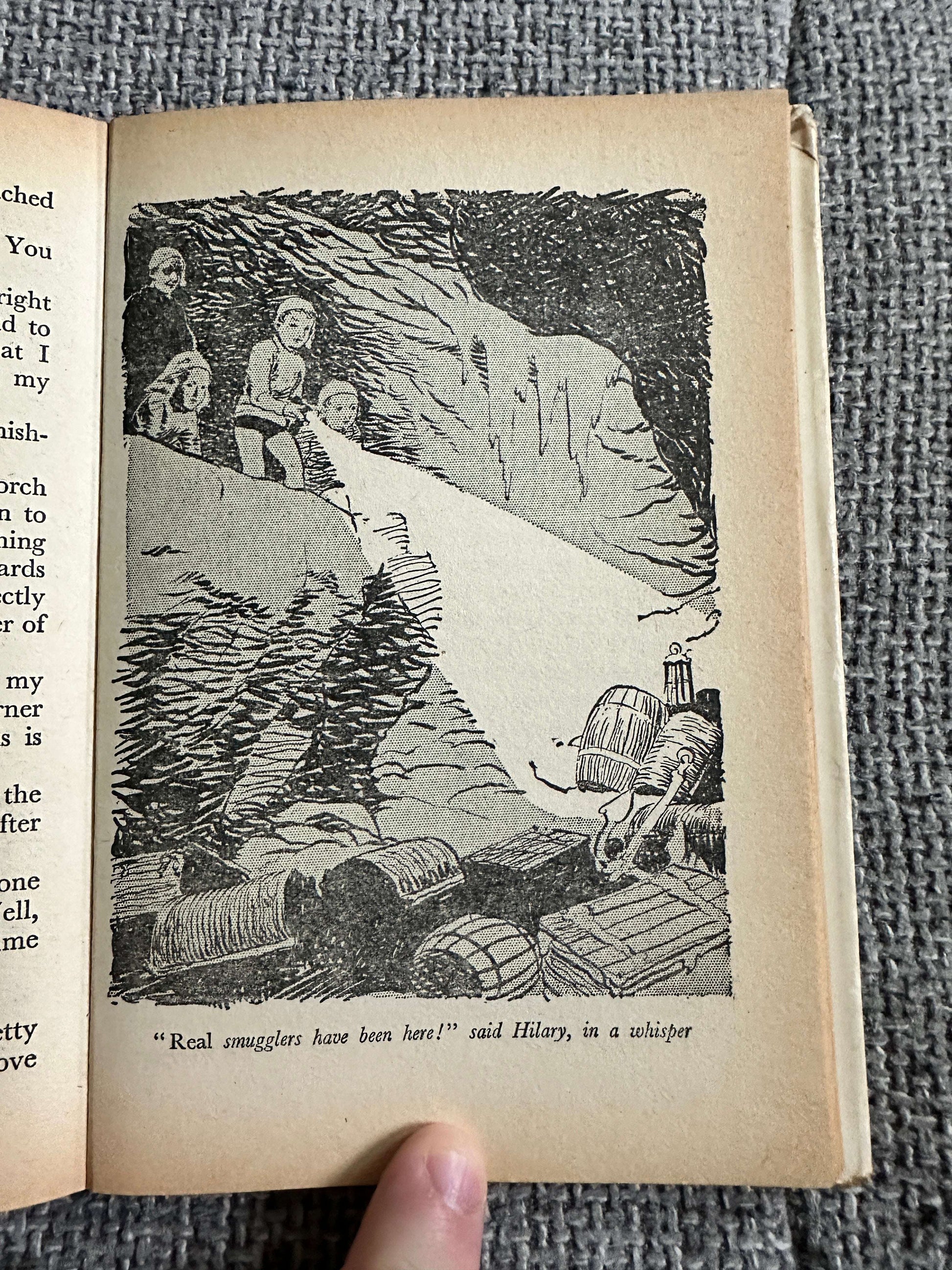 1959 Mystery Stories (The Secret of Cliff Castle / Smuggler Ben) Enid Blyton (Hilda McGavin cover, George Brook, G. W. Backhouse Illust) Collins