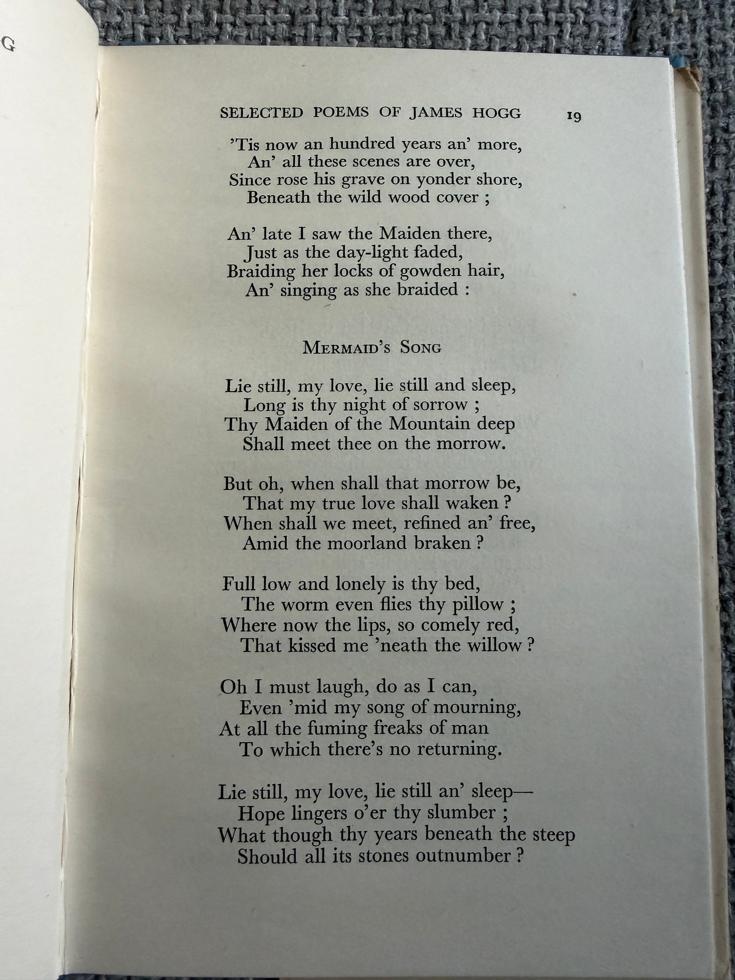 James Hogg Selected Poems 1946 - A Saltire Book from Oliver & Boyd