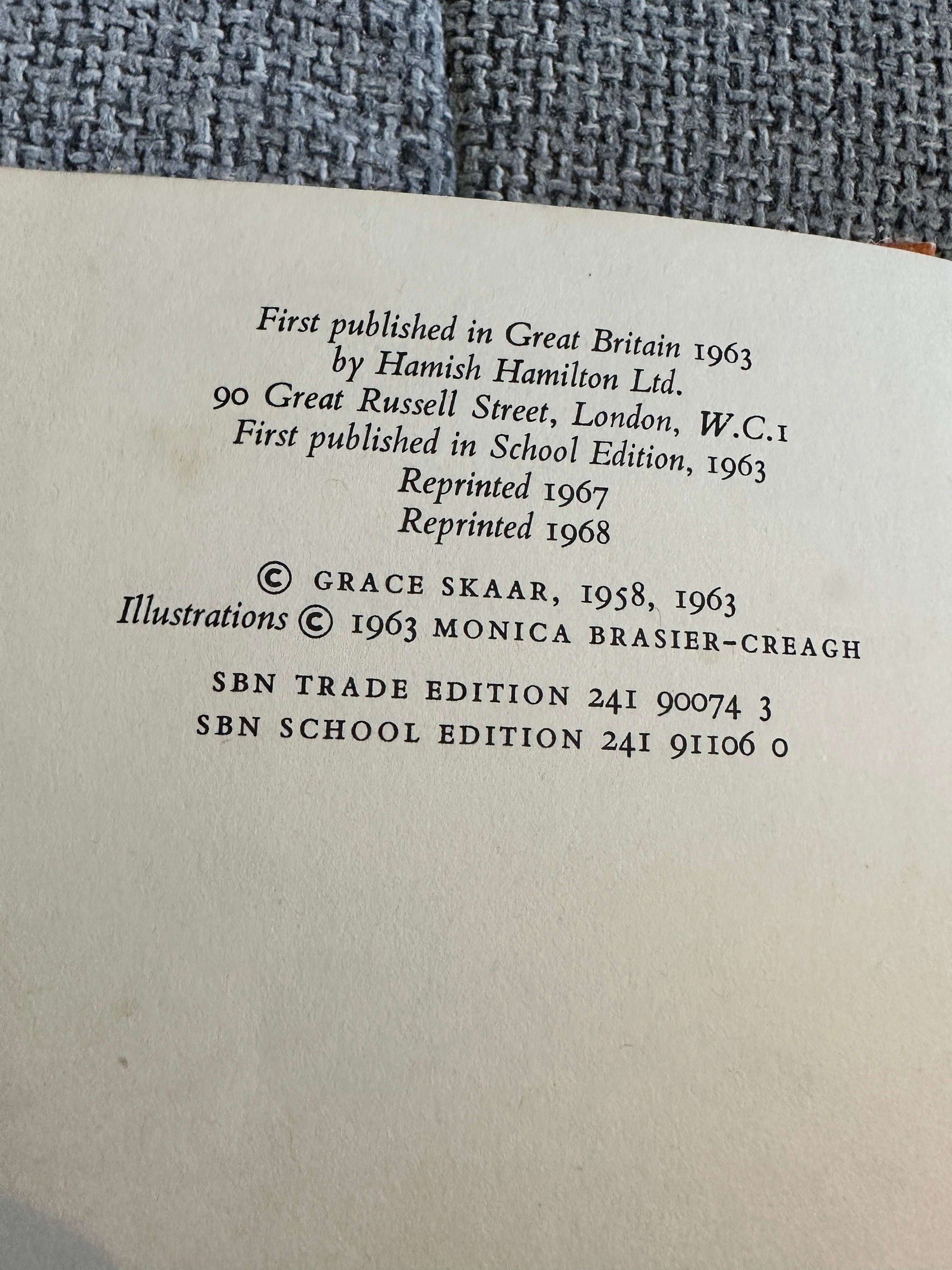 1968 A Boy & His Horse - Grace Skaar (Monica Brasier - Creagh Illust) Antelope Books Hamish Hamilton