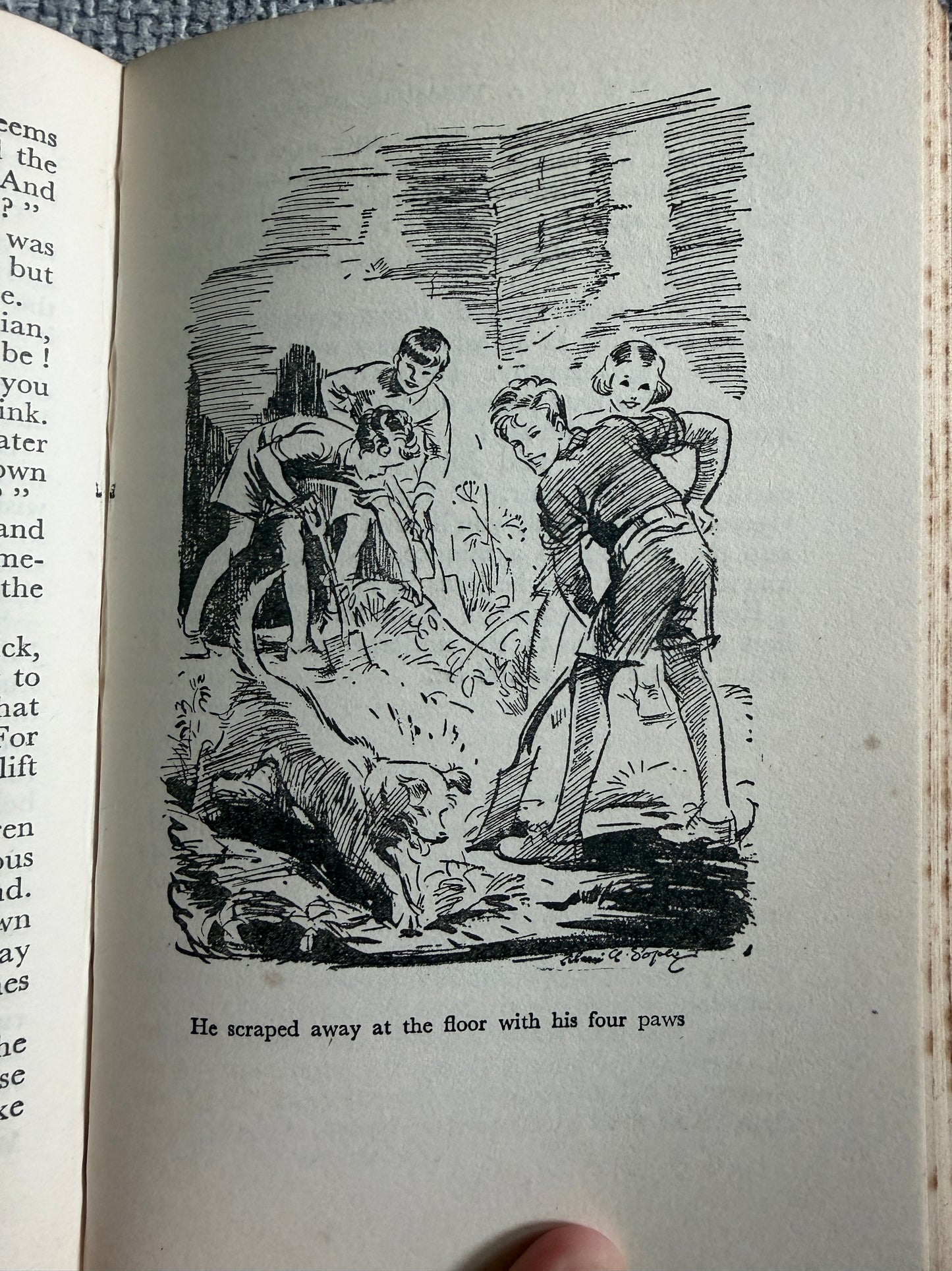 1949 Famous Five Treasure Island by Enid Blyton with Eileen Soper Illustrations - Hodder & Stoughton