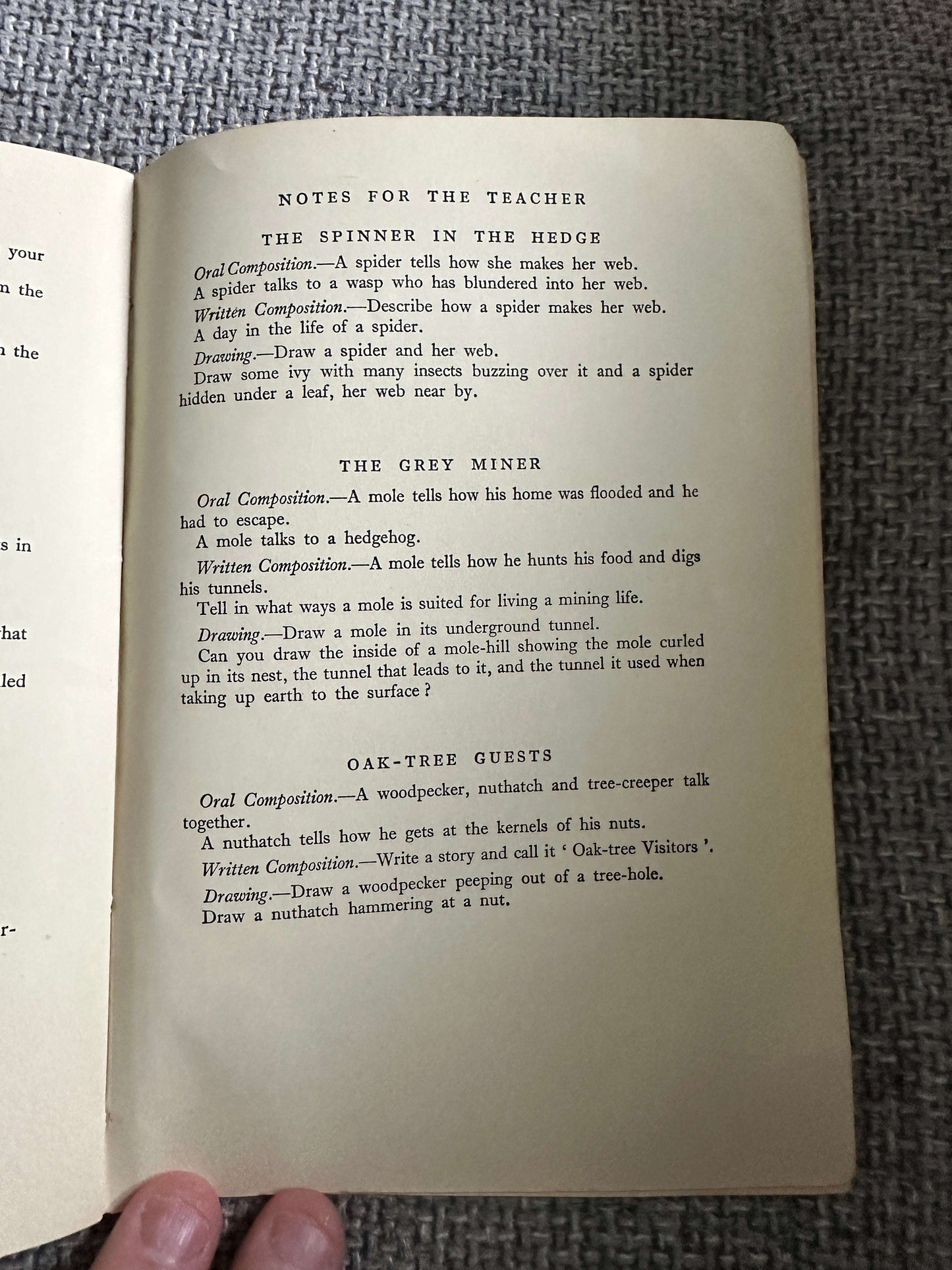 1943 Hedgerow Tales (Part 1) Teacher’s Edition - Enid Blyton (Vere Temple Illust) Methuen & Co Ltd.