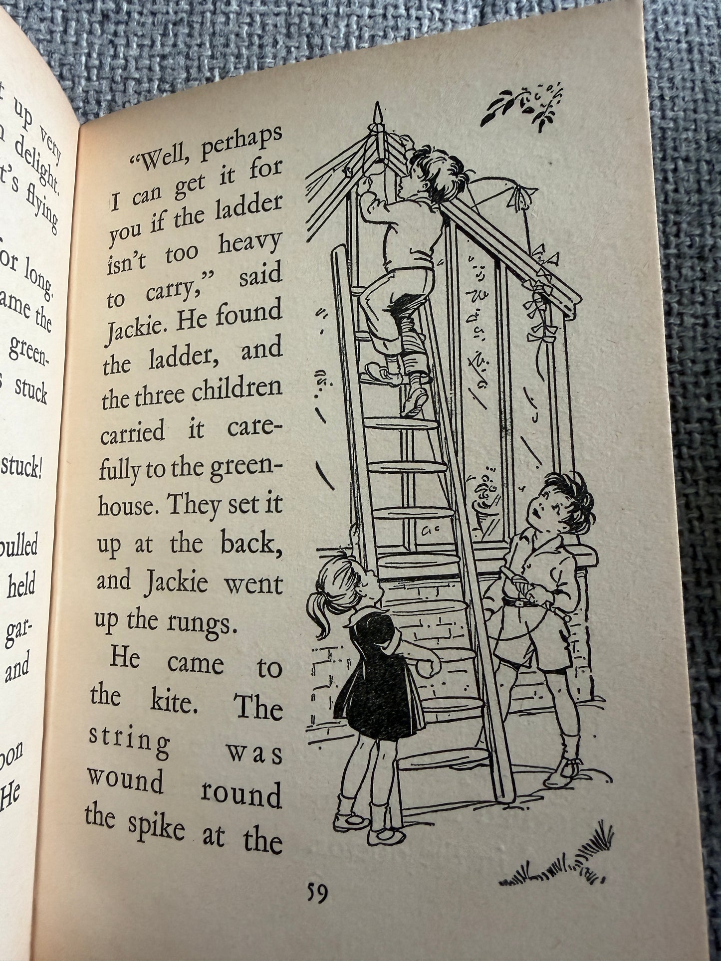 1967 The Adventures Of Mr. Pink-Whistle - Enid Blyton (Dean & Son Ltd)
