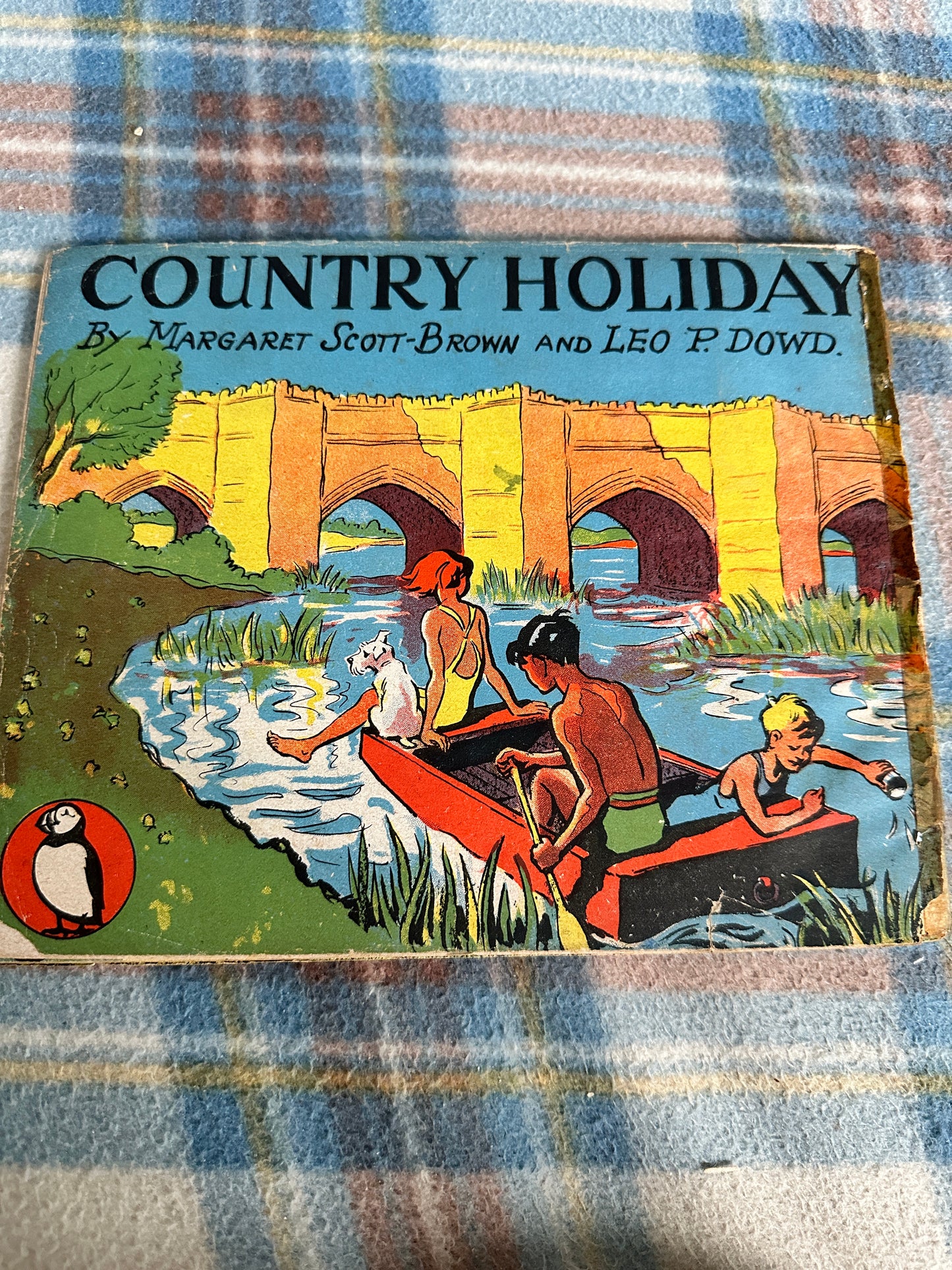 1940’s Country Holiday(Puffin Picture Book No33) Margaret Scott-Brown(Leo P. Dowd)