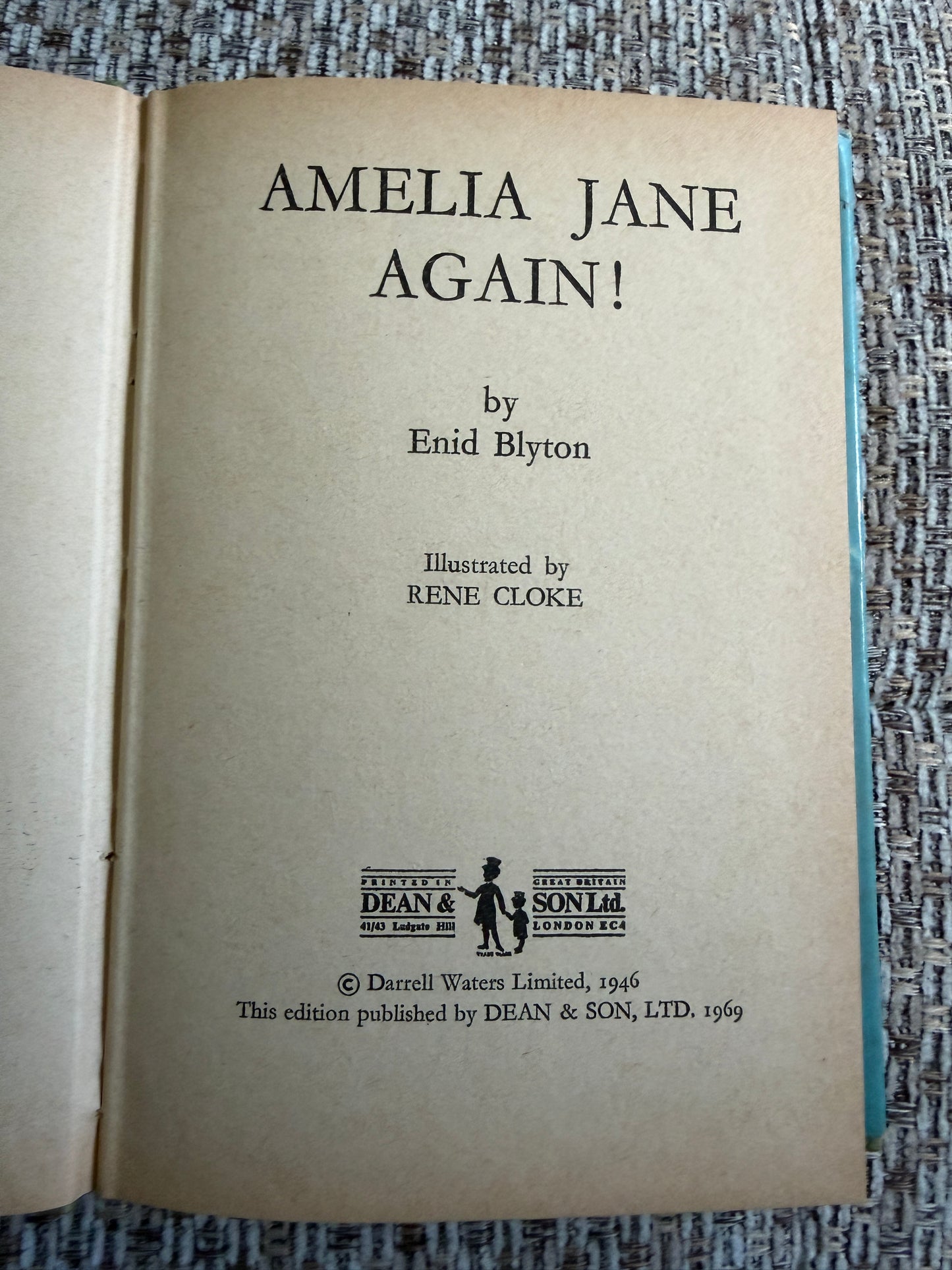 1969 Amelia Jane Again Book by Enid Blyton with Rene Cloke Illustrations - Dean & Son Ltd