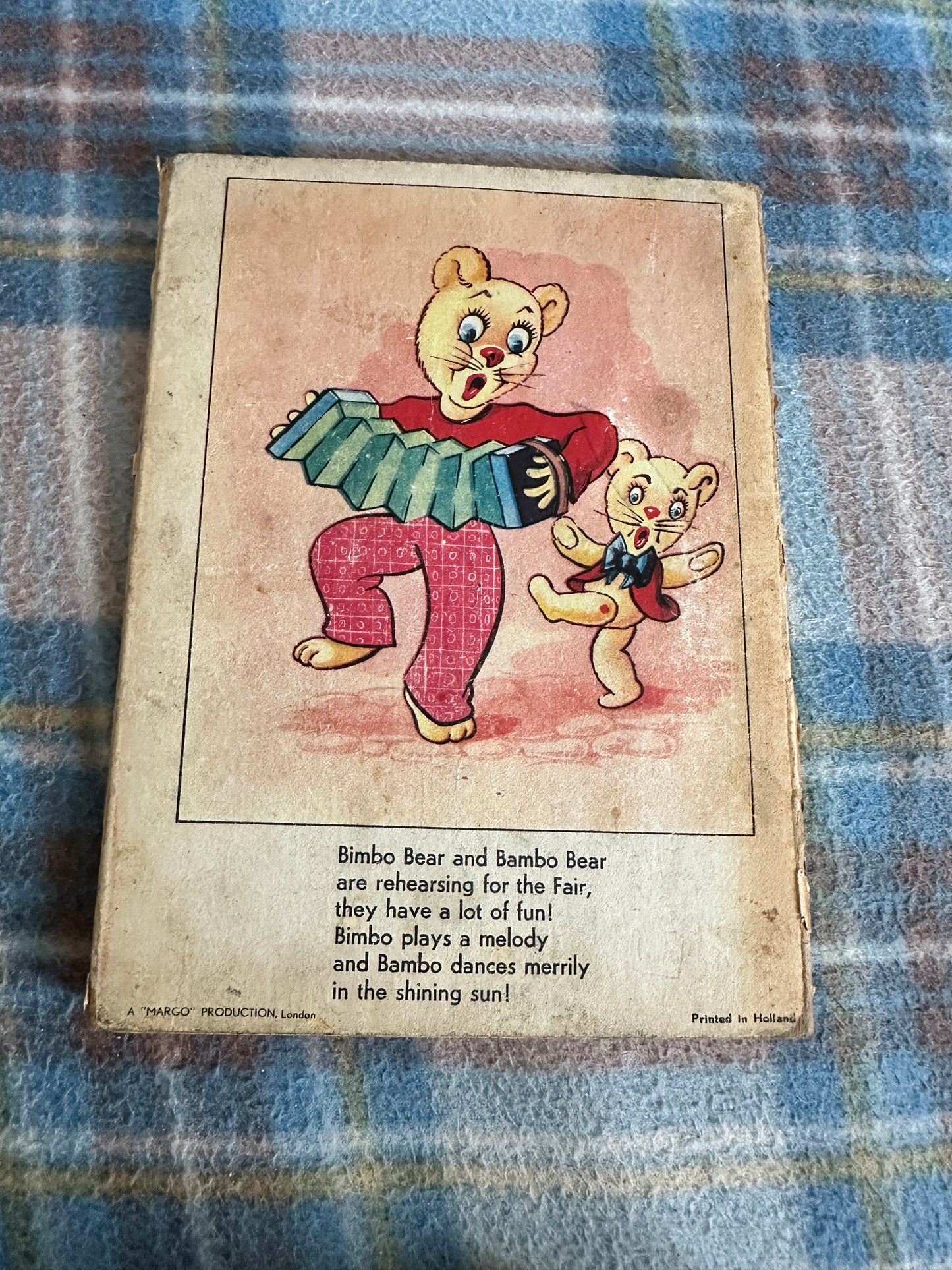 1930’s Teddy Bear’s Tale(Fold out concertina style) Printed in Holland