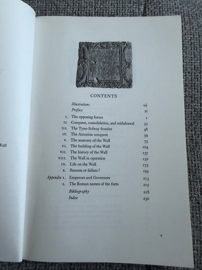 1986 Rome's North West Frontier: The Antonine Wall by William Hanson & Gordon Maxwell - Edinburgh University Press - Honeyburn Books (UK)