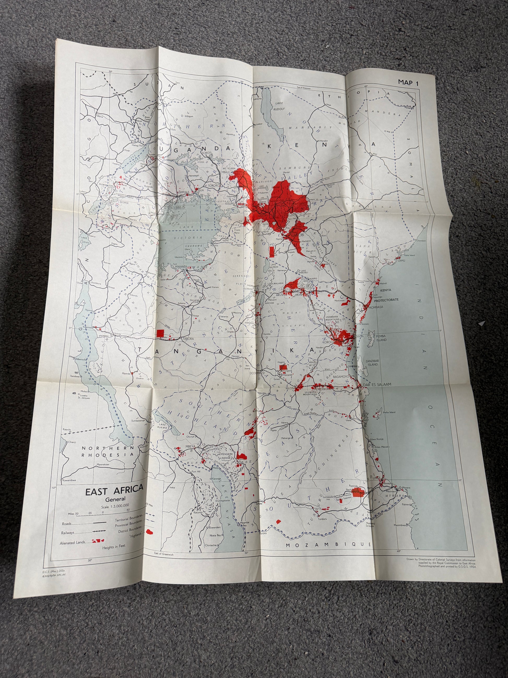 1958 East Africa Royal Commission Report with 4 Maps - Her Majesty’s Stationery Office - Honeyburn Books (UK)