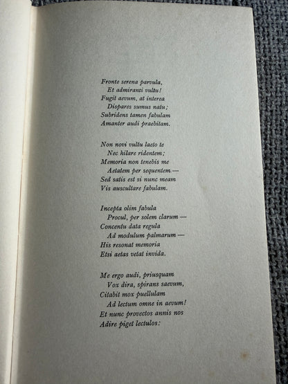 1966 Aliciae Per Speculum Transitus - Ludovici Carroll (Sir John Tennial illustration) translated by Clive Harcourt Carruthers (MacMillan) - Honeyburn Books (UK)