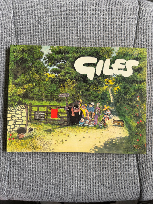 1979 Giles Sunday & Daily Express Cartoon Annual - Daily Express Publication