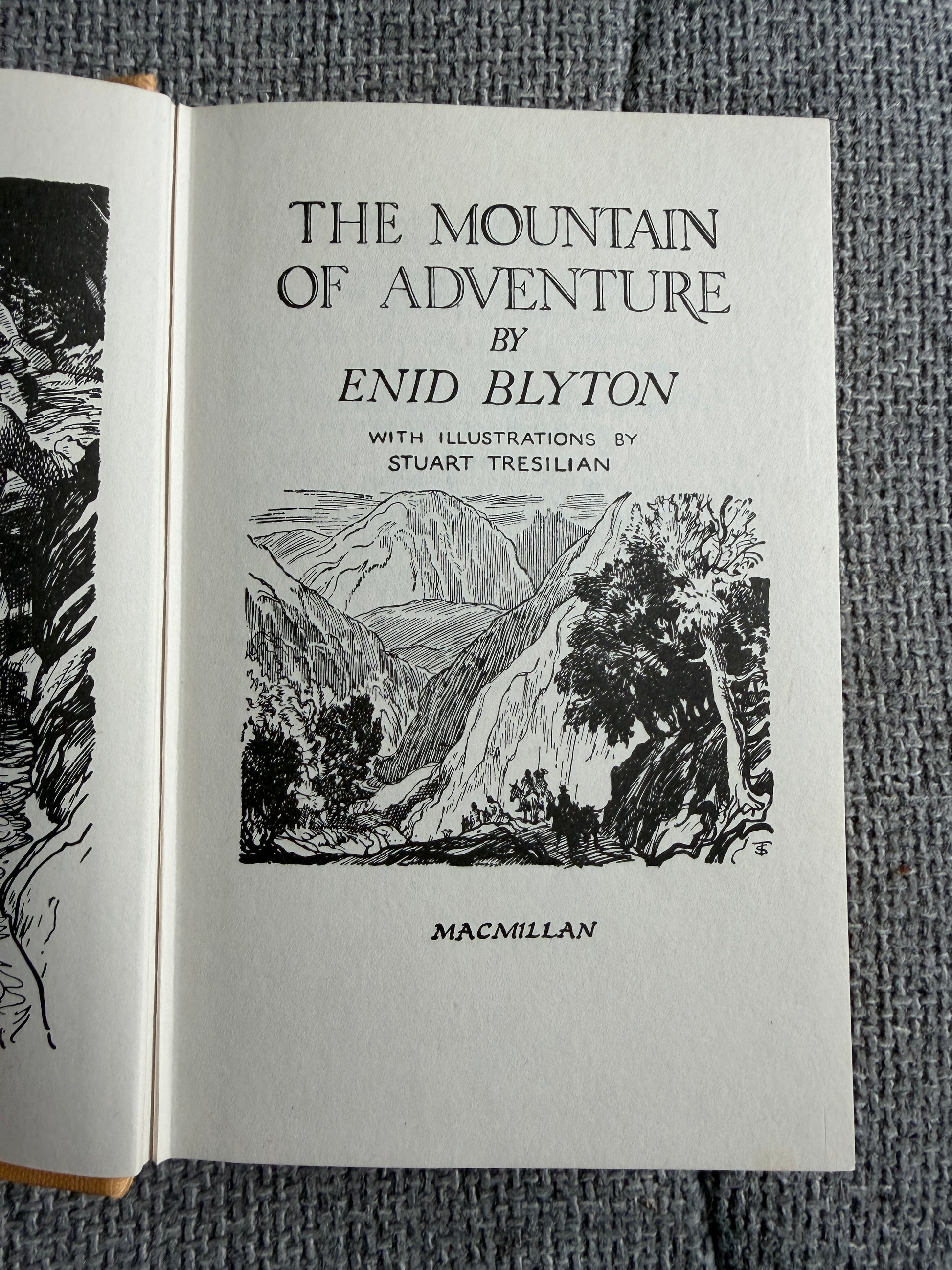 1974 The Mountain Of Adventure - Enid Blyton (Stuart Tresilian illust) MacMillan - Honeyburn Books (UK)