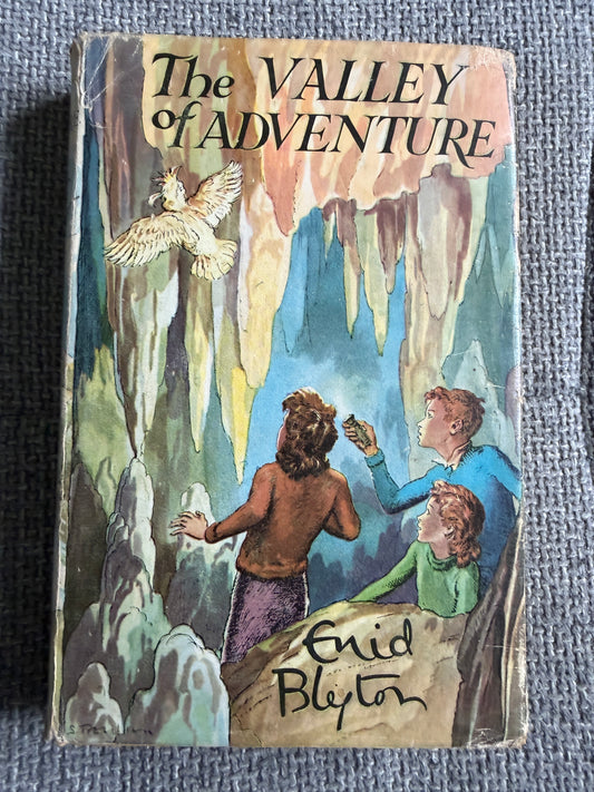 1974 The Valley Of Adventure - Enid Blyton (Stuart Tresilian illust) MacMillan