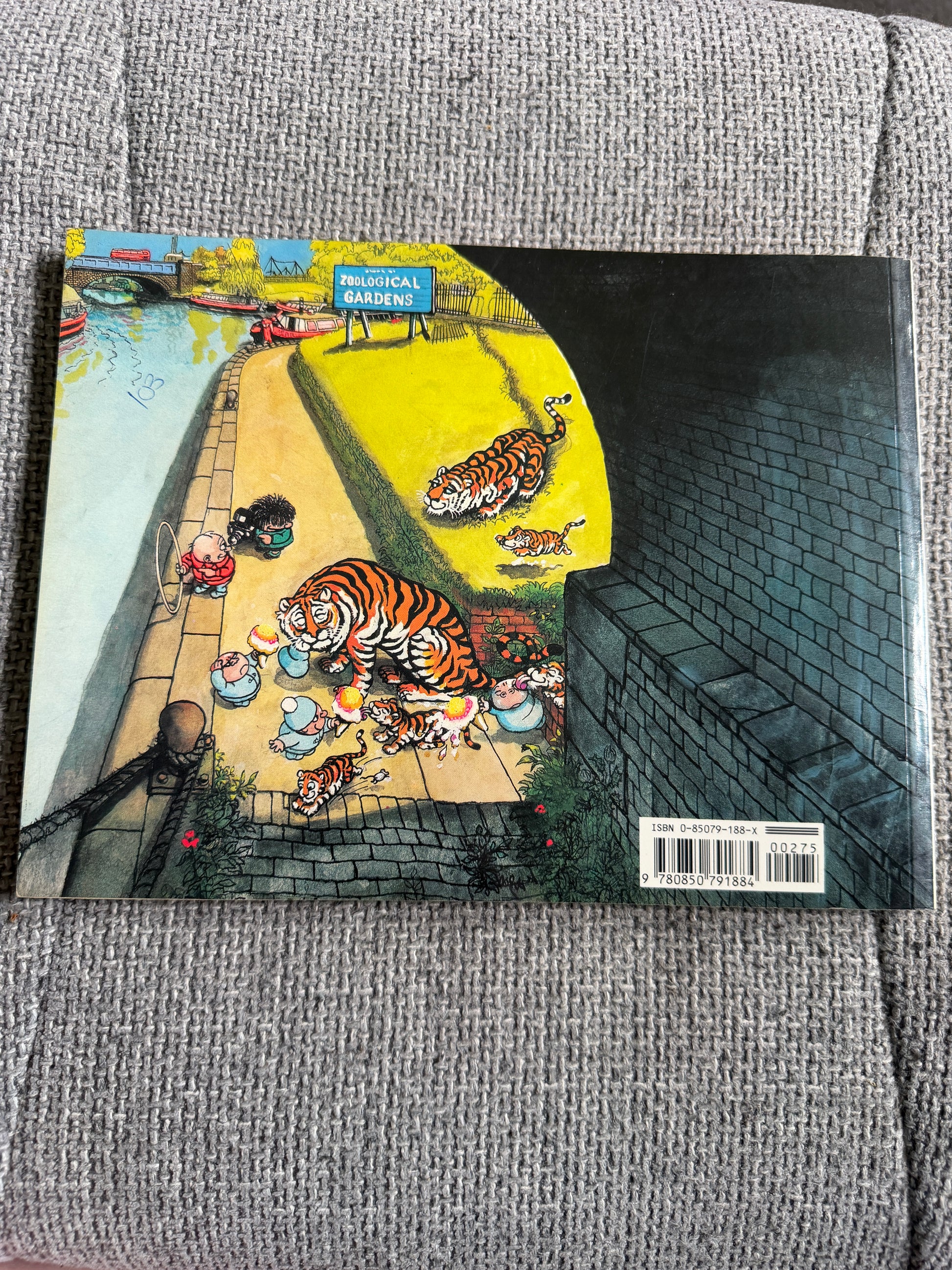 1989 Giles Daily Express Publications - Honeyburn Books (UK)