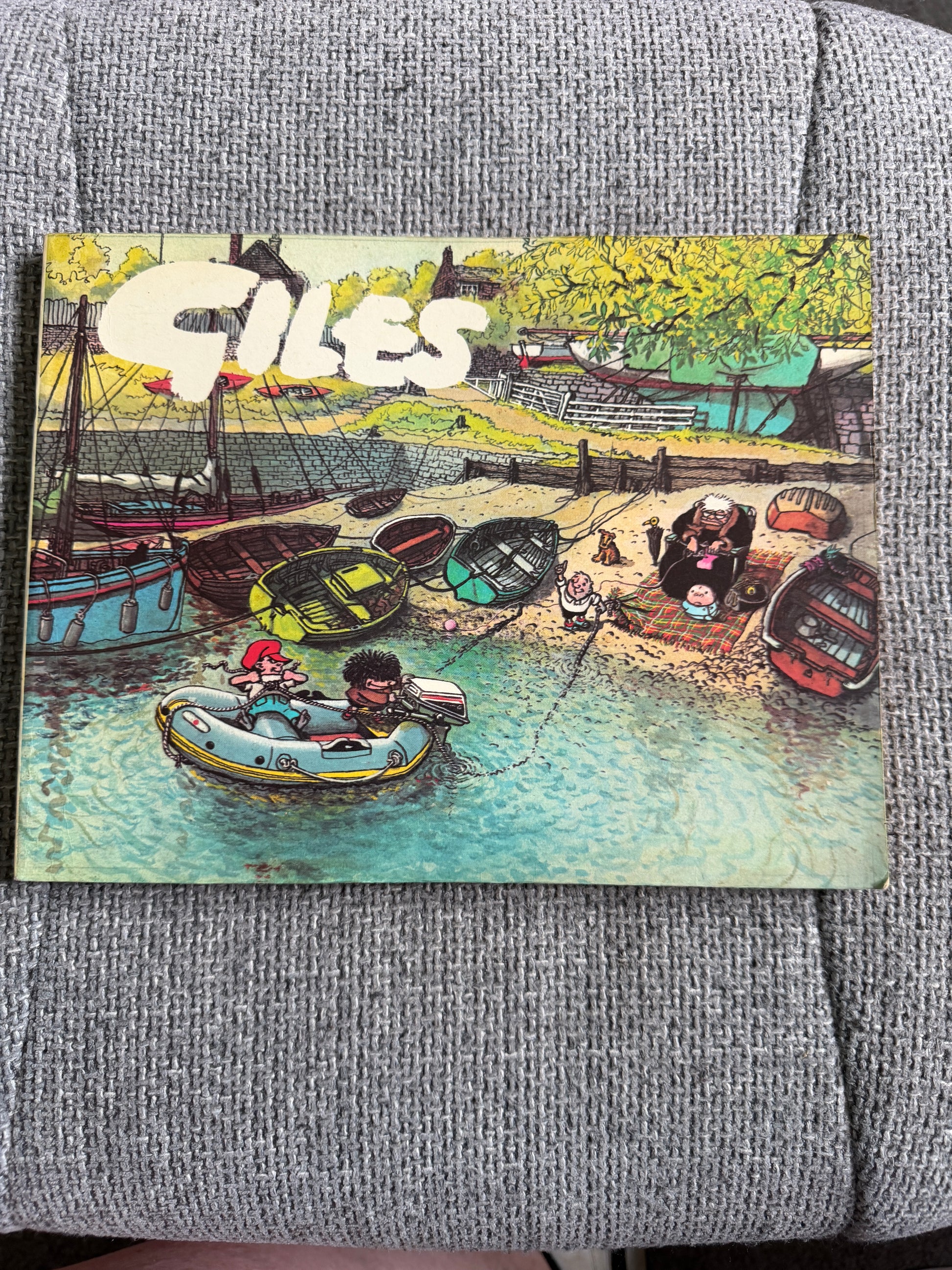 1975 Giles Sunday & Daily Express Publications - Honeyburn Books (UK)