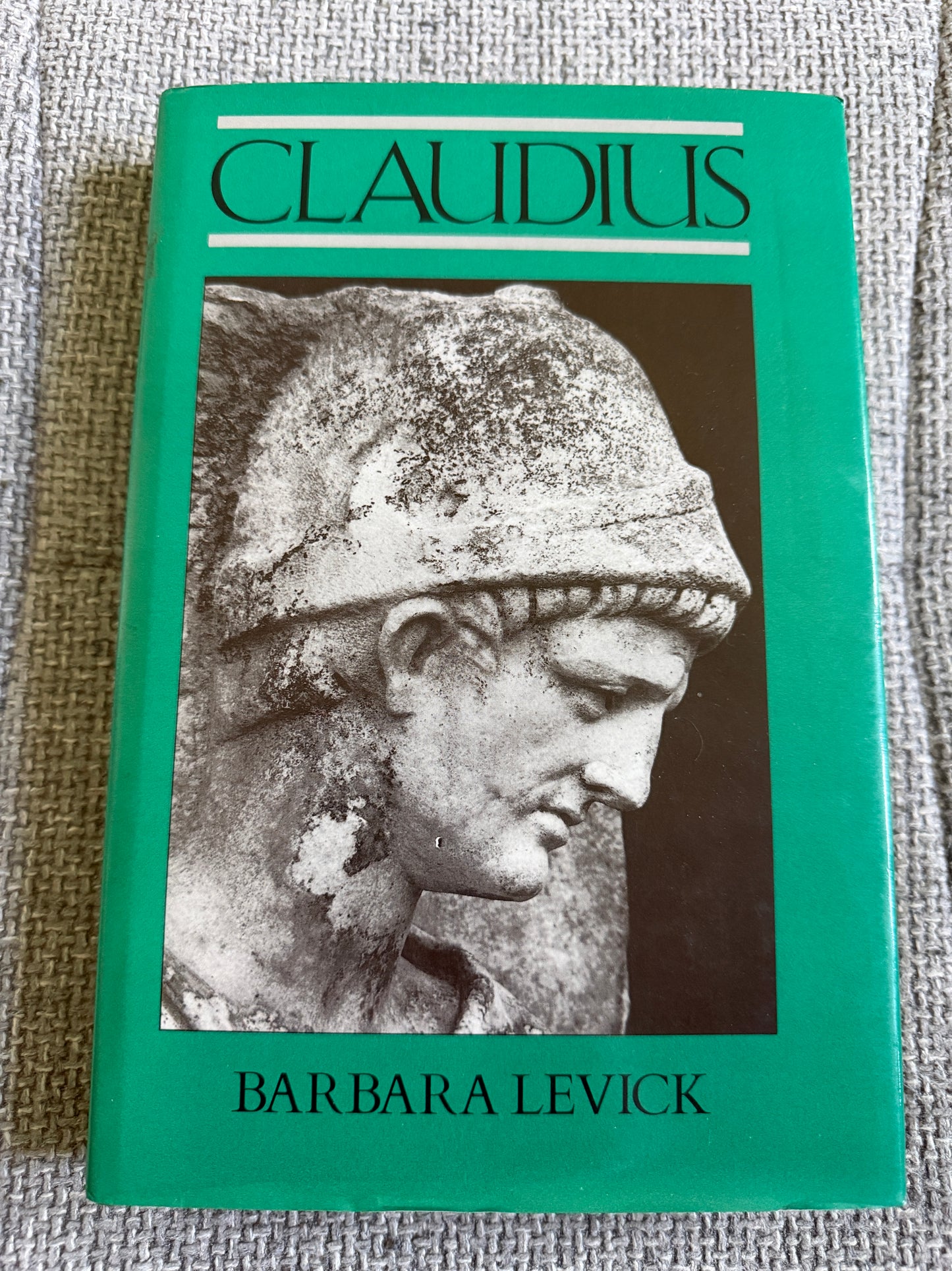 1990*1st* Claudius - Barbara Levick (Batsford) - Honeyburn Books (UK)