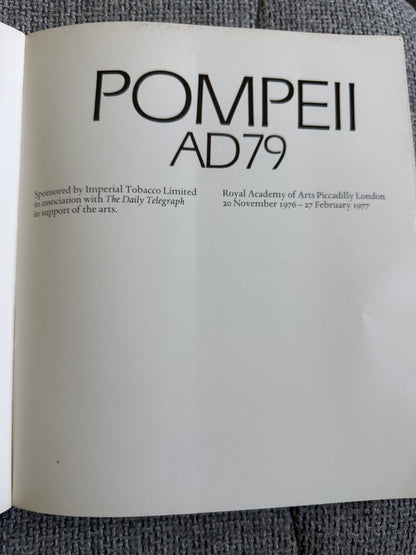 1976 Pompeii AD79 - James Ward-Perkins & Amanda Claridge (Carlton Cleeve Ltd) - Honeyburn Books (UK)