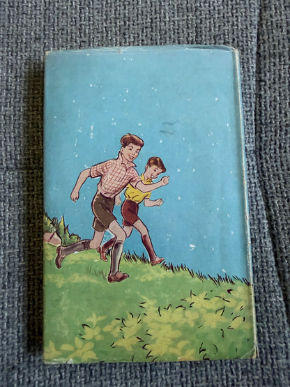 1959 Snowball The Pony - Enid Blyton (Iris Gillespie illust) Lutterworth Press - Honeyburn Books (UK)