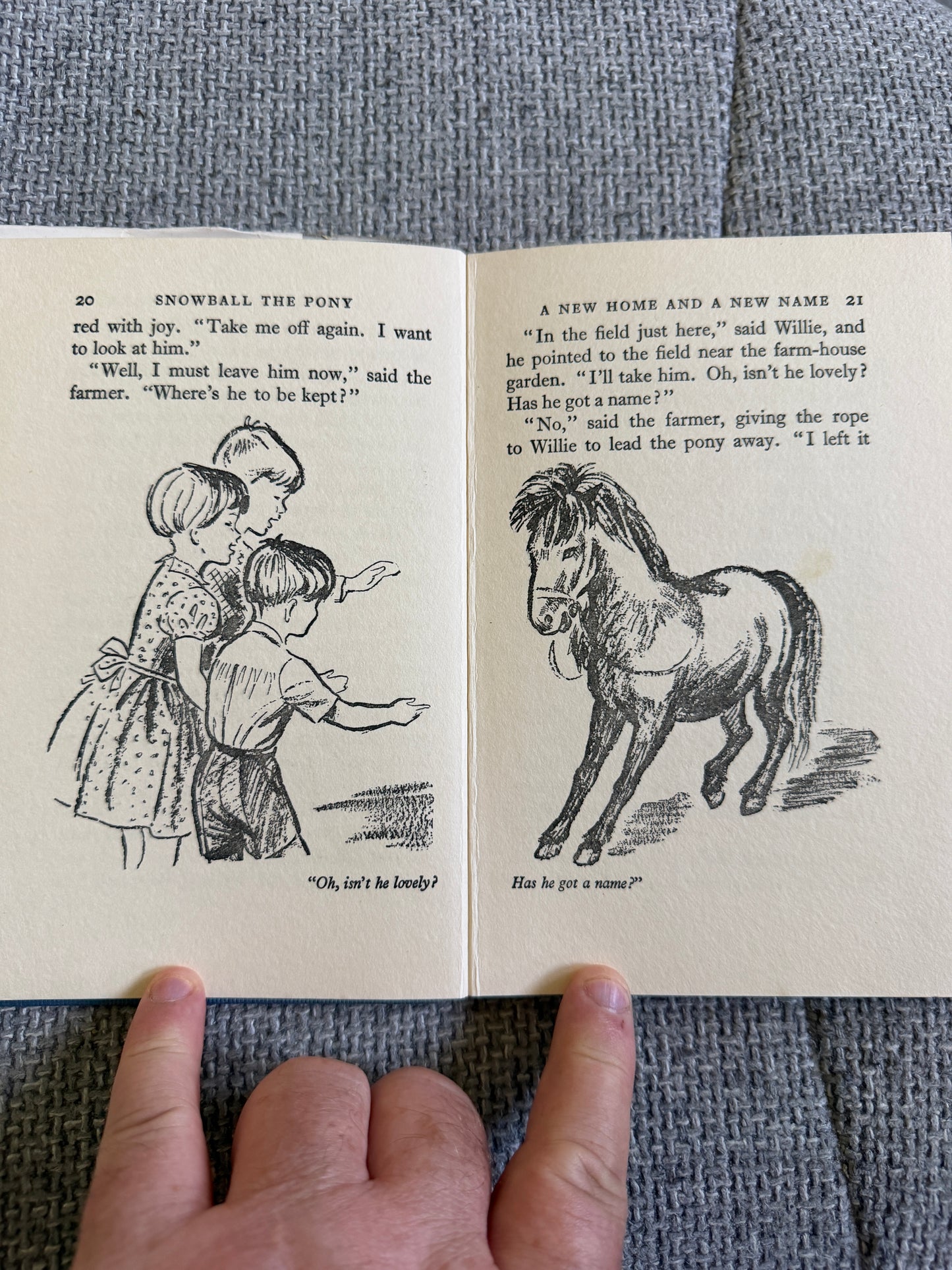 1959 Snowball The Pony - Enid Blyton (Iris Gillespie illust) Lutterworth Press - Honeyburn Books (UK)