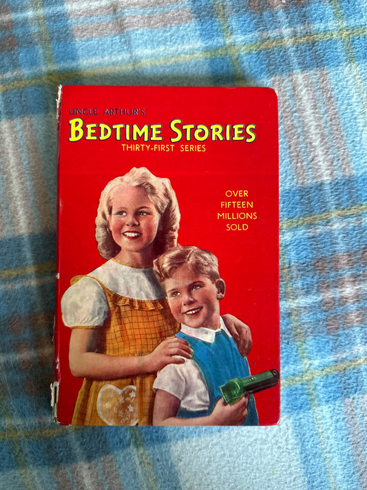 1954 Uncle Arthur’s Bedtime Stories - Arthur S. Maxwell (The Stanborough Press Ltd)