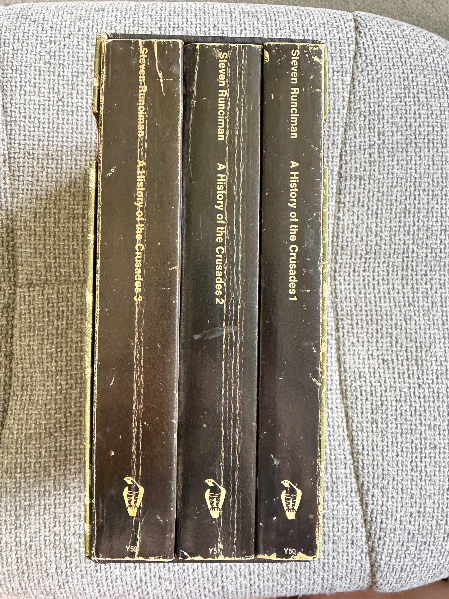 Steven Runciman – A History of the Crusades Vols. 1–3. Complete Peregrine Books 1965 edition. Original Penguin slipcase. Peregrine Books