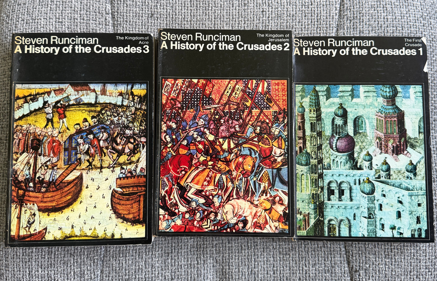 Steven Runciman – A History of the Crusades Vols. 1–3. Complete Peregrine Books 1965 edition. Original Penguin slipcase. Peregrine Books
