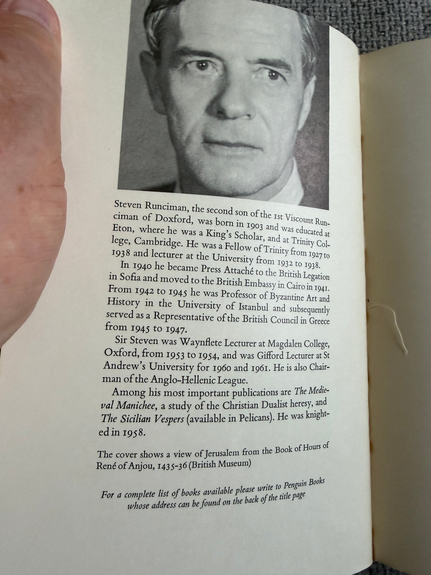 Steven Runciman – A History of the Crusades Vols. 1–3. Complete Peregrine Books 1965 edition. Original Penguin slipcase. Peregrine Books