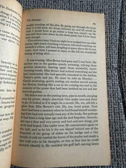 1976 The Enchanted Places - Christopher Milne aka Billy Moon (Penguin Books)