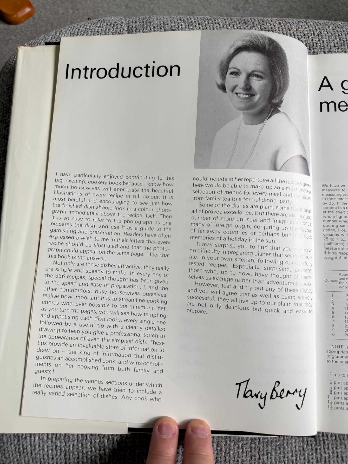 1990 Hamlyn All Colour Cook Book - Mary Berry, Ann Body & Audrey Ellis (Hamlyn Publishing Group)