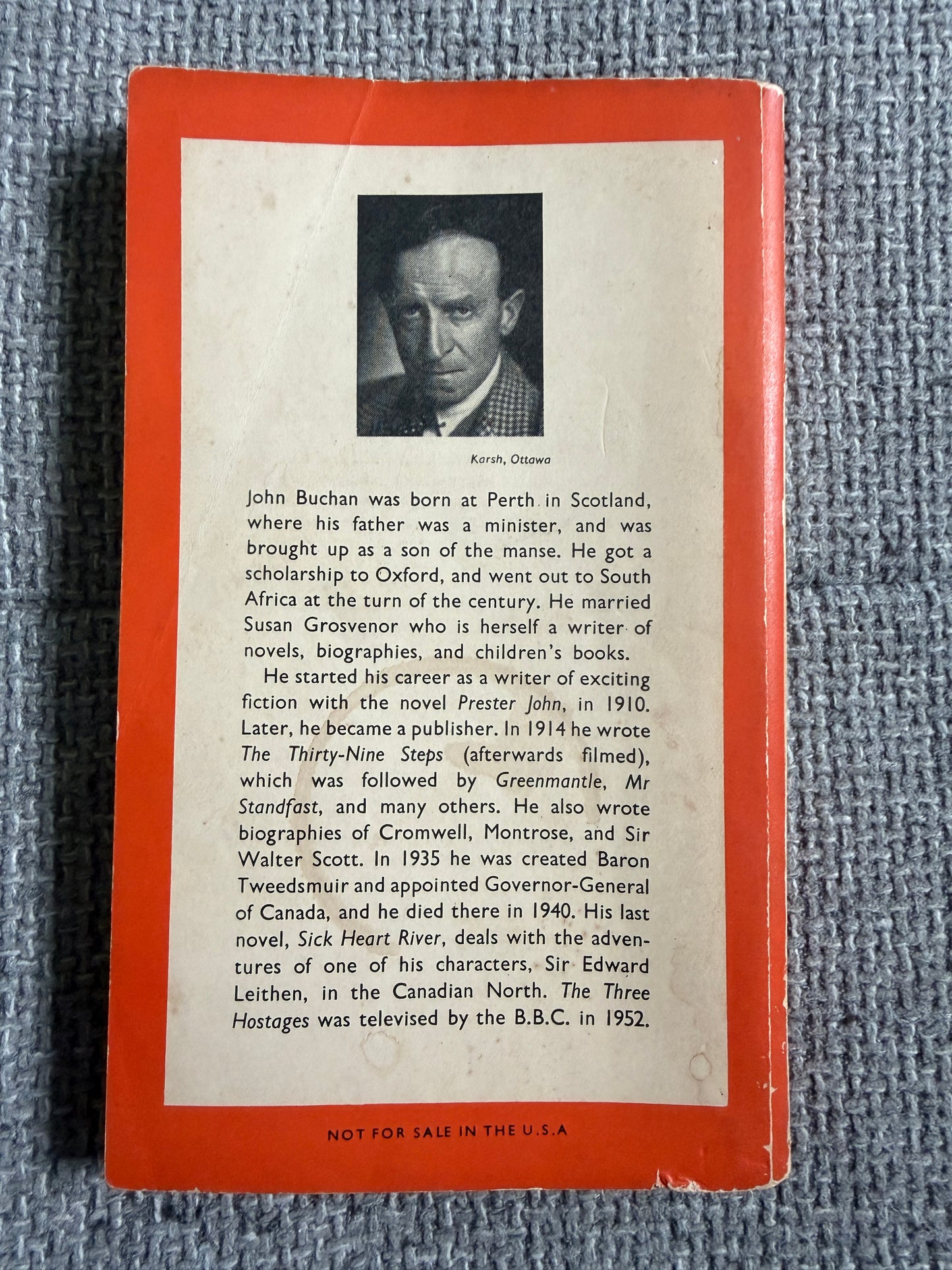 1955 The Three Hostages - John Buchan (Penguin Books)