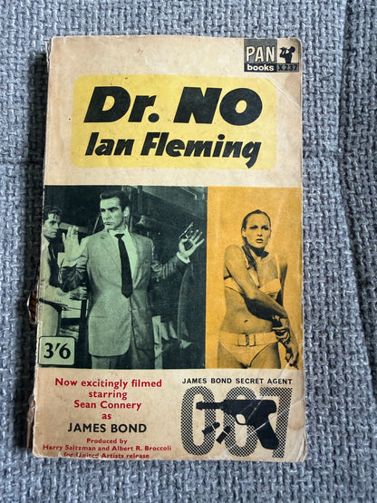 1963 Dr. No (James Bond) Ian Fleming (Pan Books)