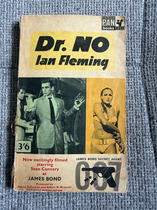 1963 Dr. No (James Bond) Ian Fleming (Pan Books)