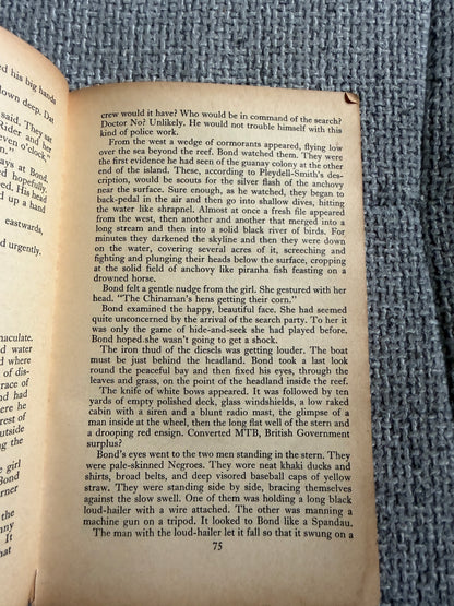 1963 Dr. No (James Bond) Ian Fleming (Pan Books)