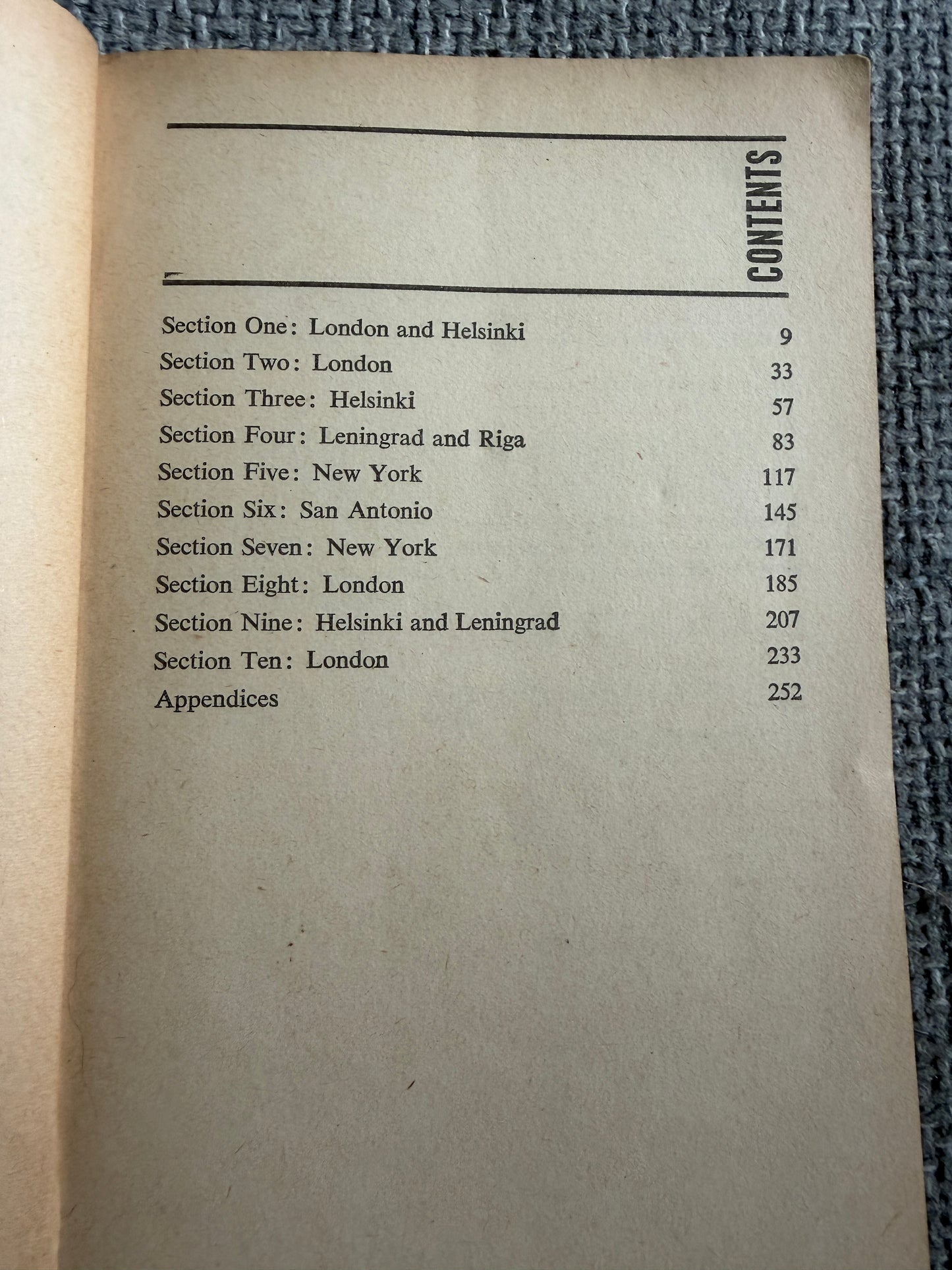 1967 Billion Dollar Brain - Len Deighton (Penguin Books)