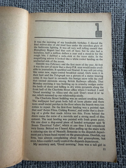 1967 Billion Dollar Brain - Len Deighton (Penguin Books)