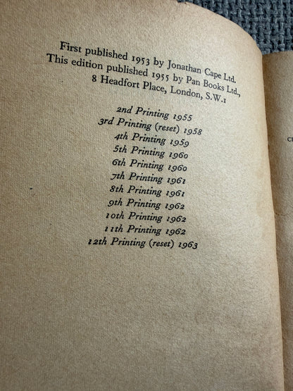 1963 Casino Royale (James Bond) Ian Fleming (Pan Books)