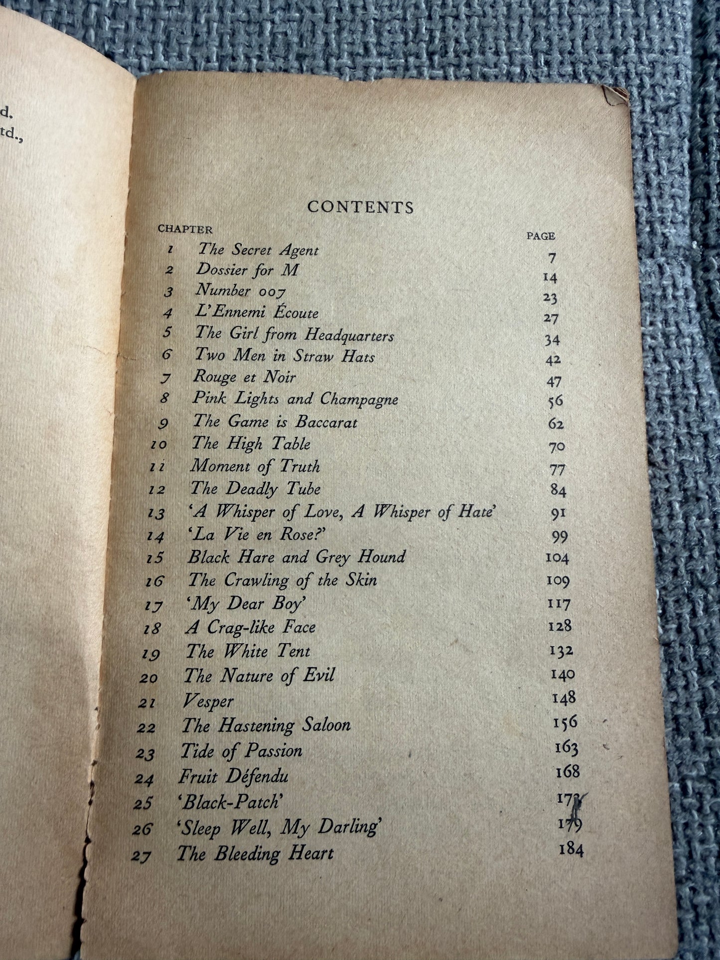 1963 Casino Royale (James Bond) Ian Fleming (Pan Books)