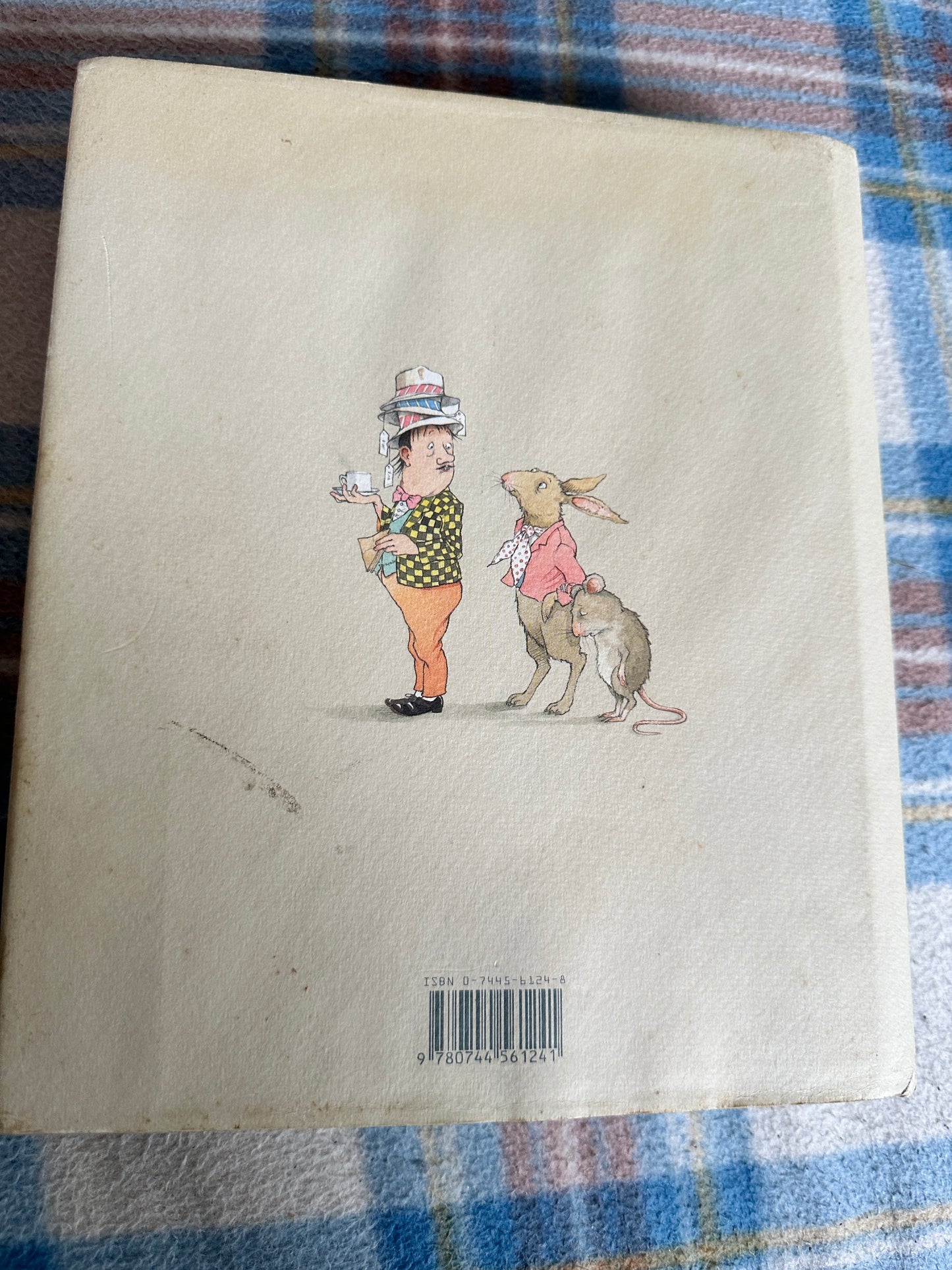 1999 Alice’s Adventures In Wonderland - Lewis Carroll(Helen Oxenbury illustration)Walker Books