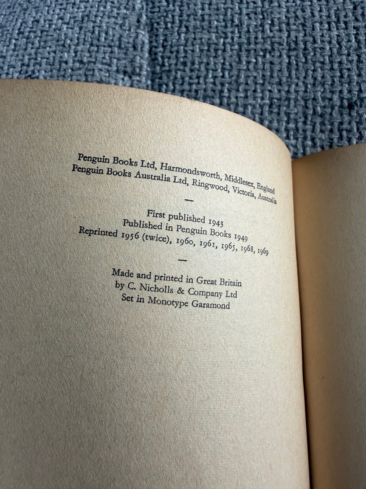 1969 The Ship - C. S. Forester (Penguin Books)