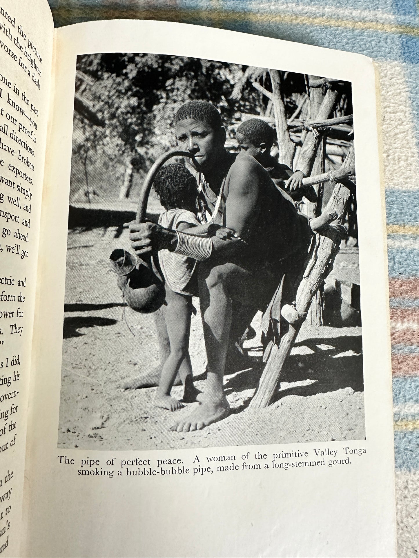 1953*1st* Rainbow On The Zambezi - Don Taylor (Museum Press)
