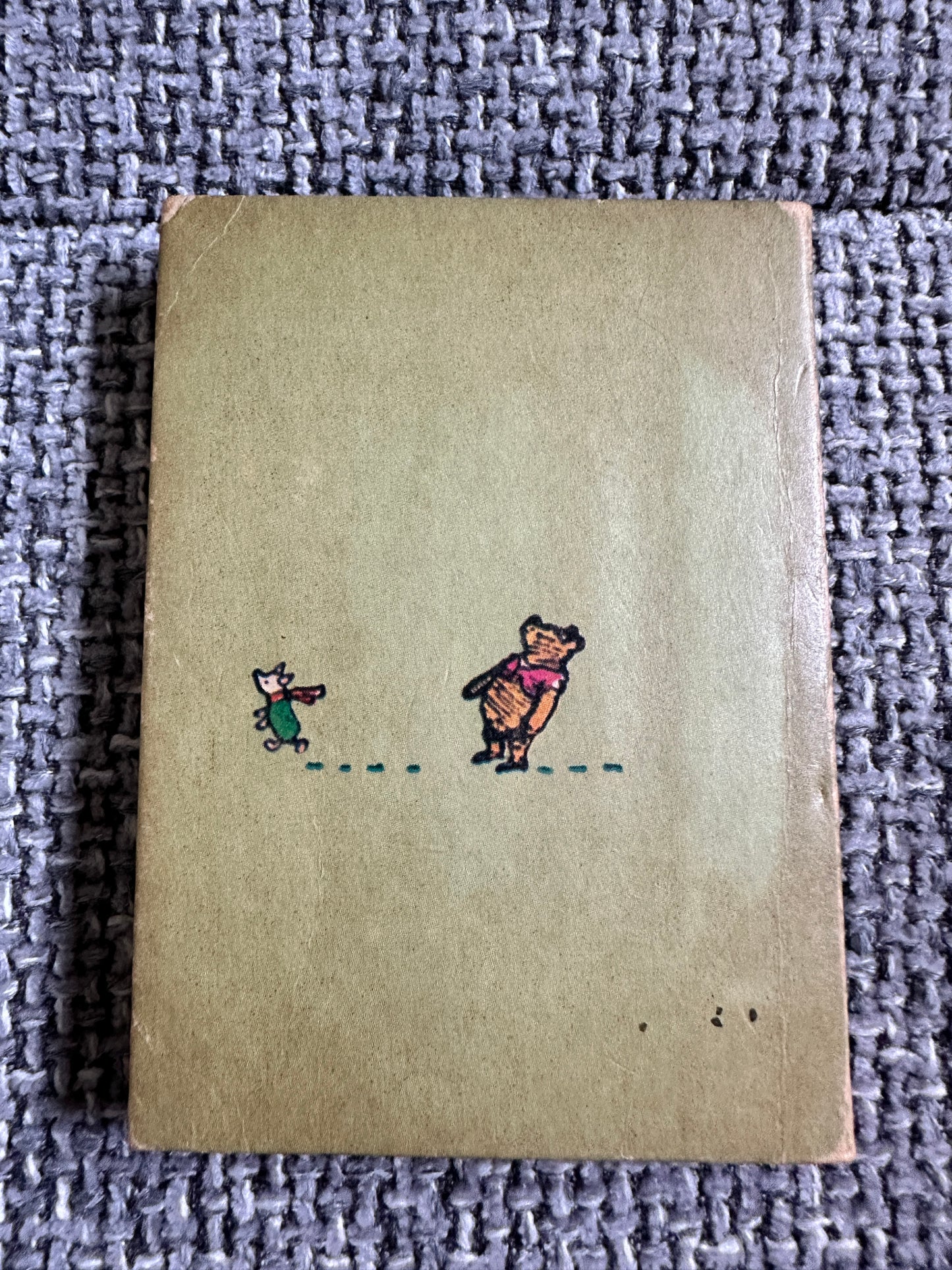 1975 Pooh & Piglet Go Hunting & Nearly Catch A Woozle- A. A. Milne(Ernest Shepard) Methuen miniature