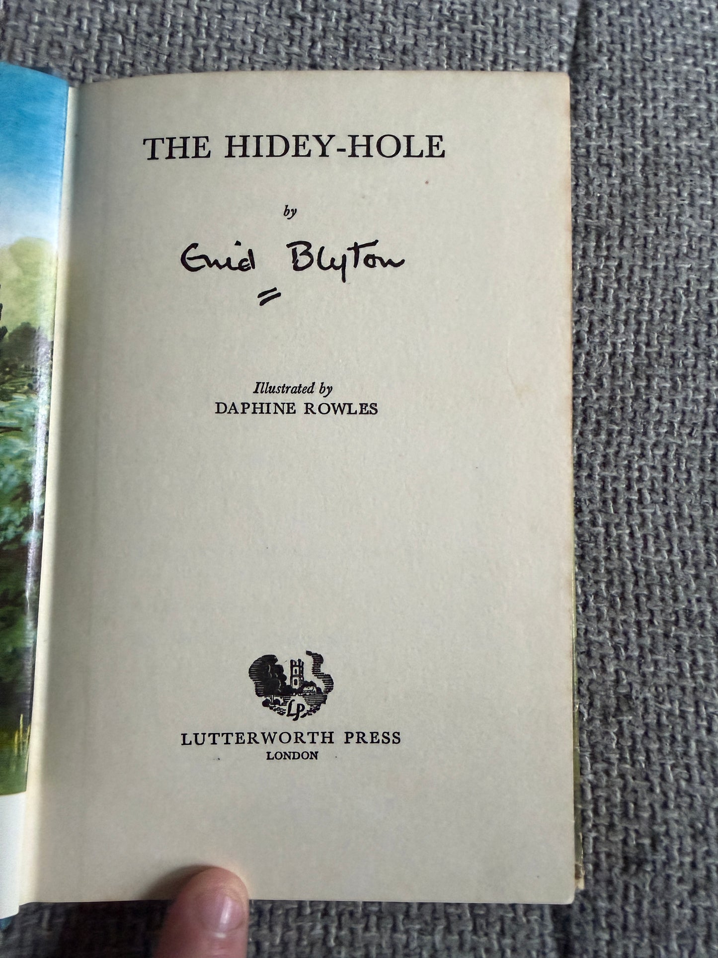 1964*1st* The Hidey Hole - Enid Blyton (Daphne Rowles illust) Lutterworth Press - Honeyburn Books (UK)