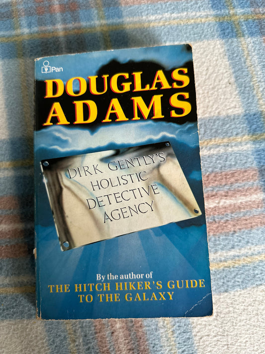 1988 Dirk Gently’s Holistic Detective Agency - Douglas Adams (Pan Books