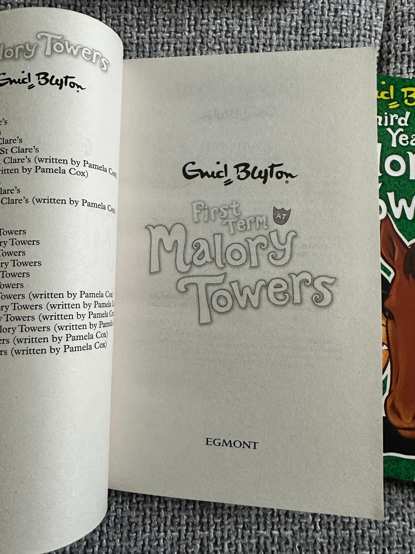 2014 Malory Towers 3 Book Boxset - Enid Blyton(Egmont)