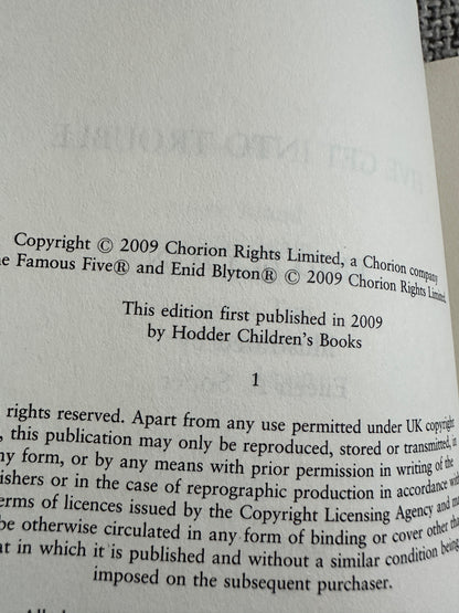 2009/1997 Five Get Into Trouble & Five On Finniston Farm - Enid Blyton(Eileen Soper Illust) Hodder