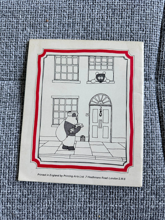 1970’s The Panda Family A Present Is Absent - C. J. Cressey(Tamasin Cole Illust) Printing Arts Ltd - Honeyburn Books (UK)