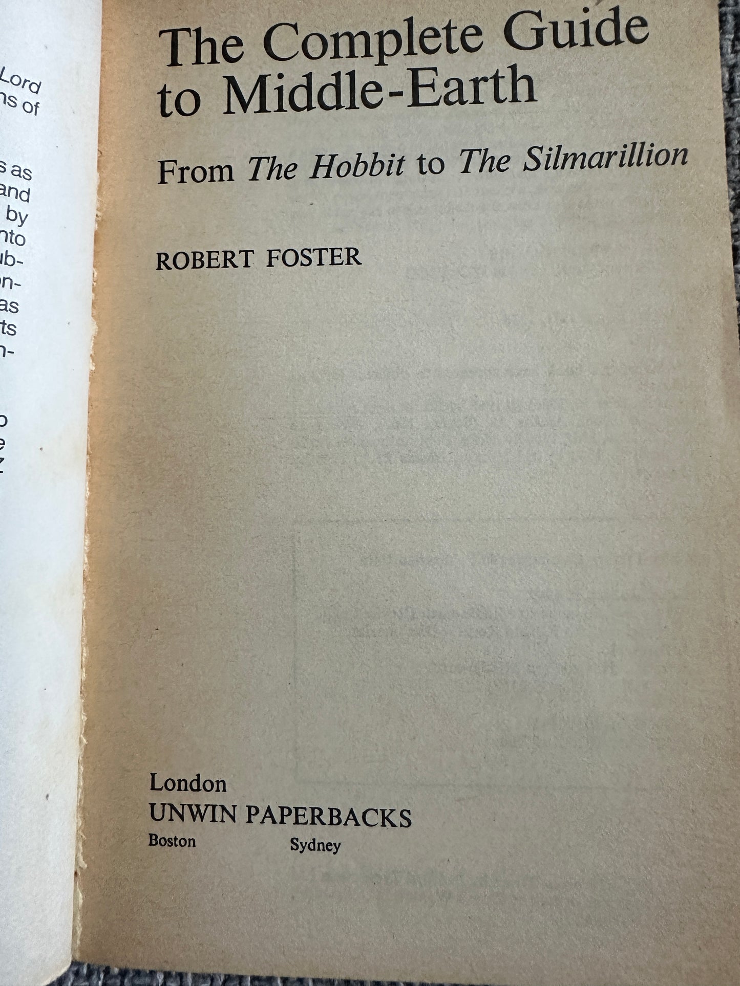 1978 The Complete Guide To Middle Earth - Robert Foster(Unwin Paperbacks)