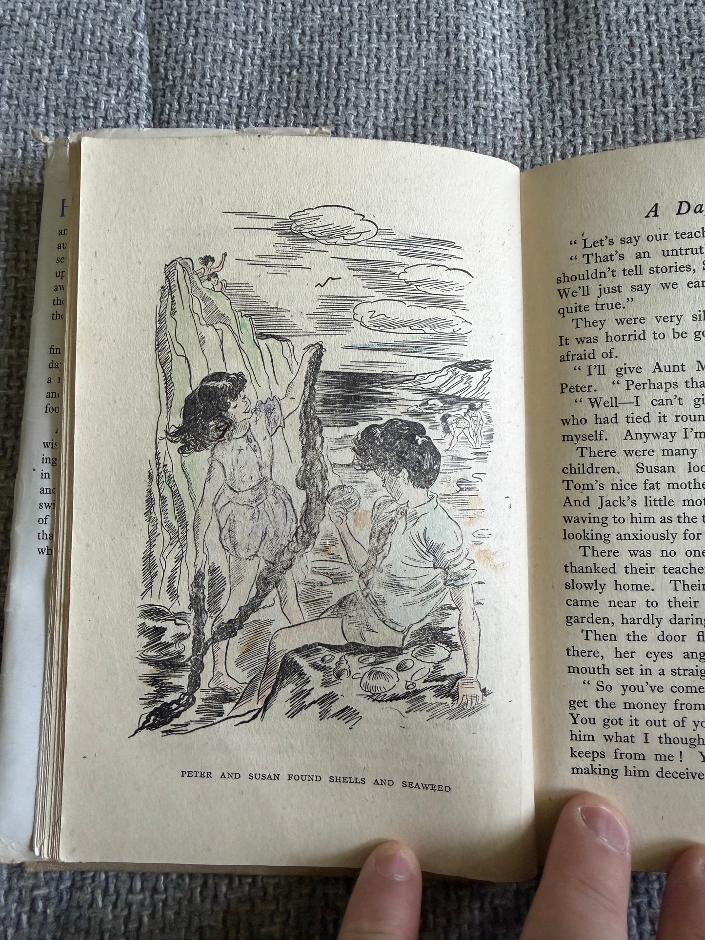1945*1st* Hollow Tree House - Enid Blyton (Elizabeth Wall illust) Lutterworth Press