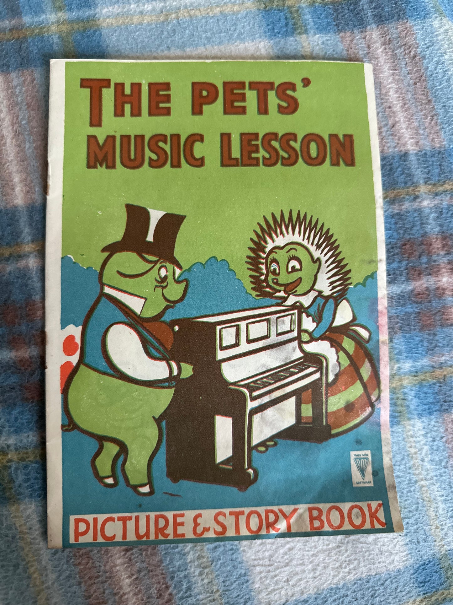 1940’s The Pet’s Music Lesson (P.M. Productions Ltd)